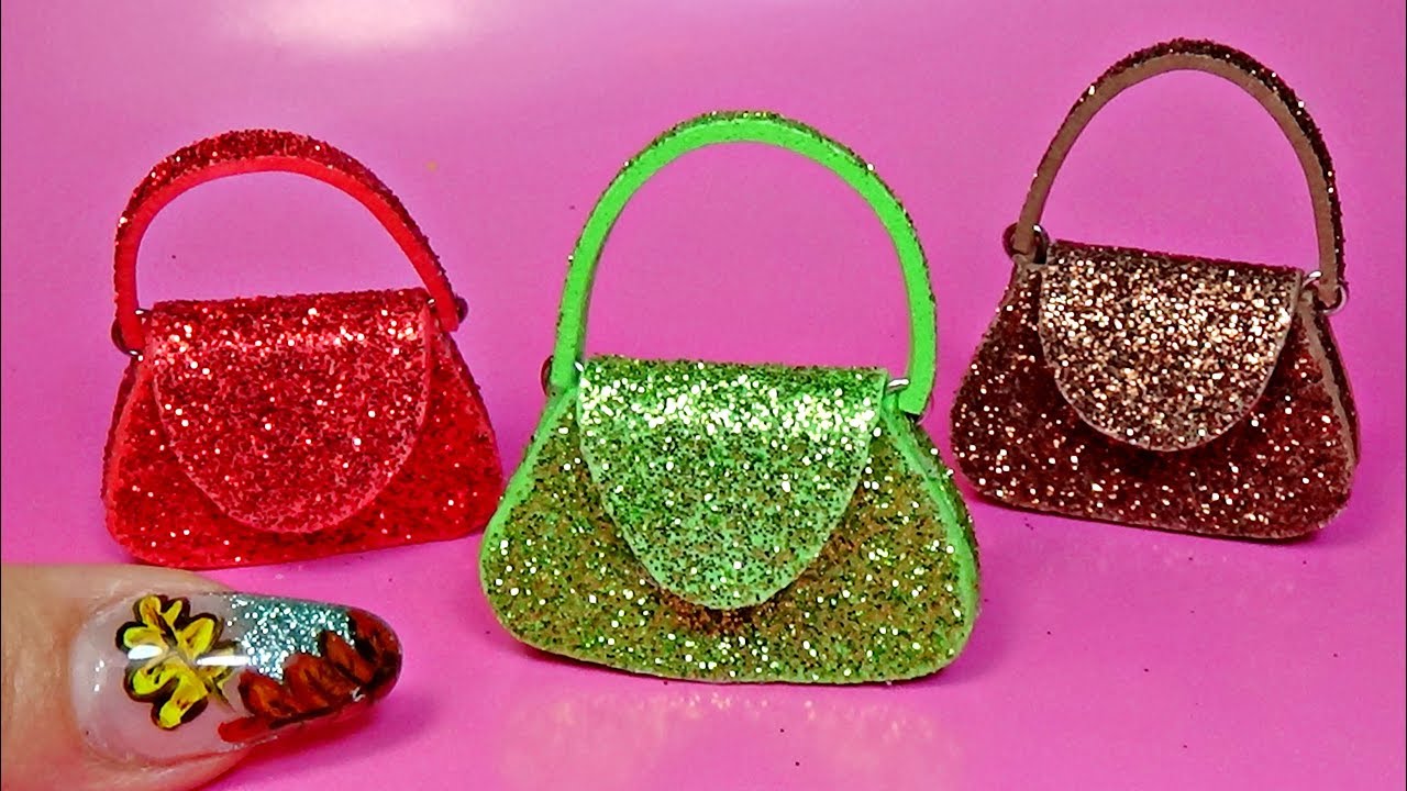 Handbags for doll